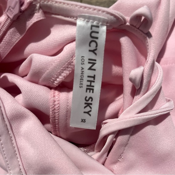 Sold out everywhere- Lucy in the sky Xs pink mini dress Barbie - Picture 3 of 3